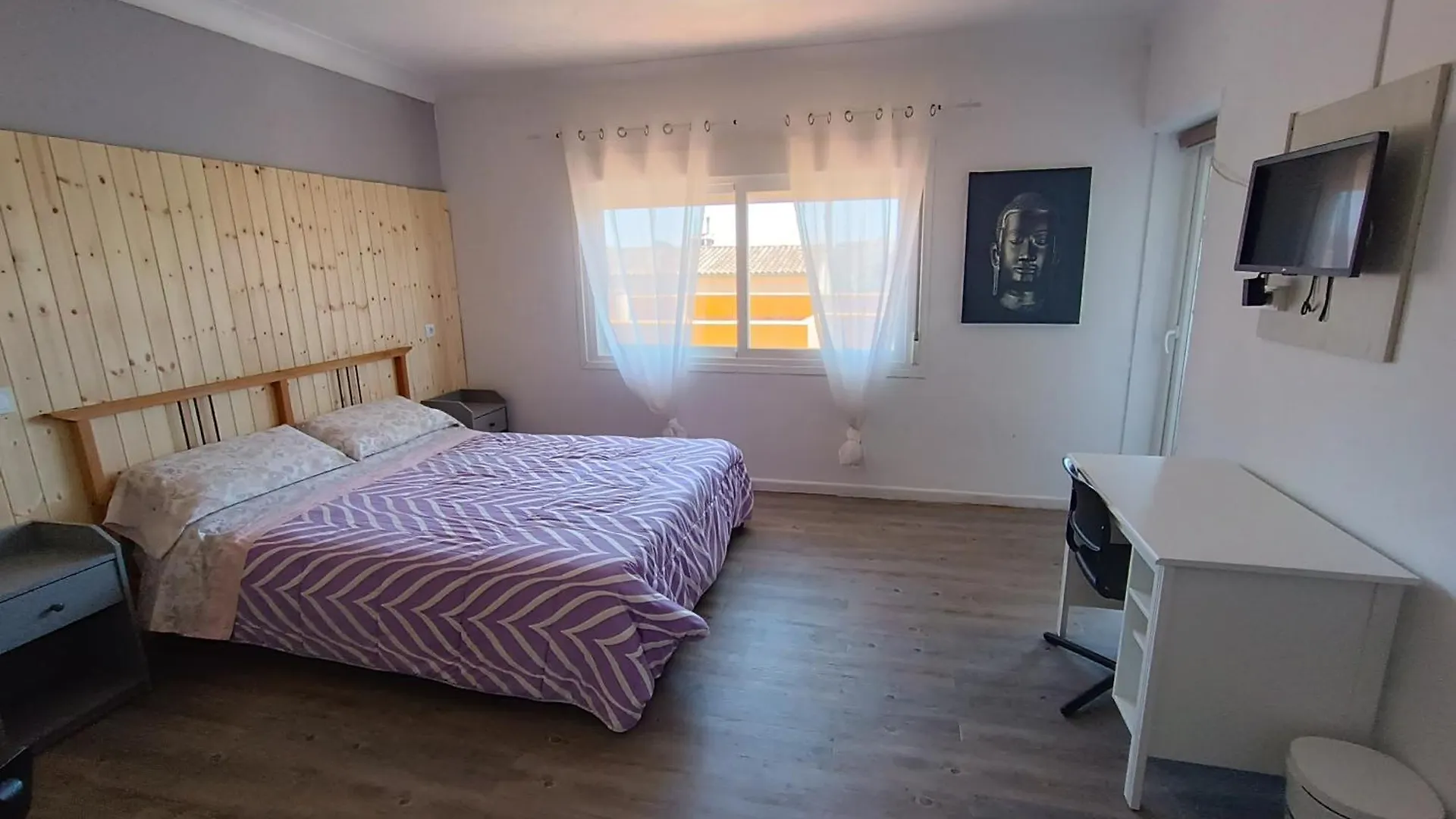 Hostal Belgica Palmanova Gasthof