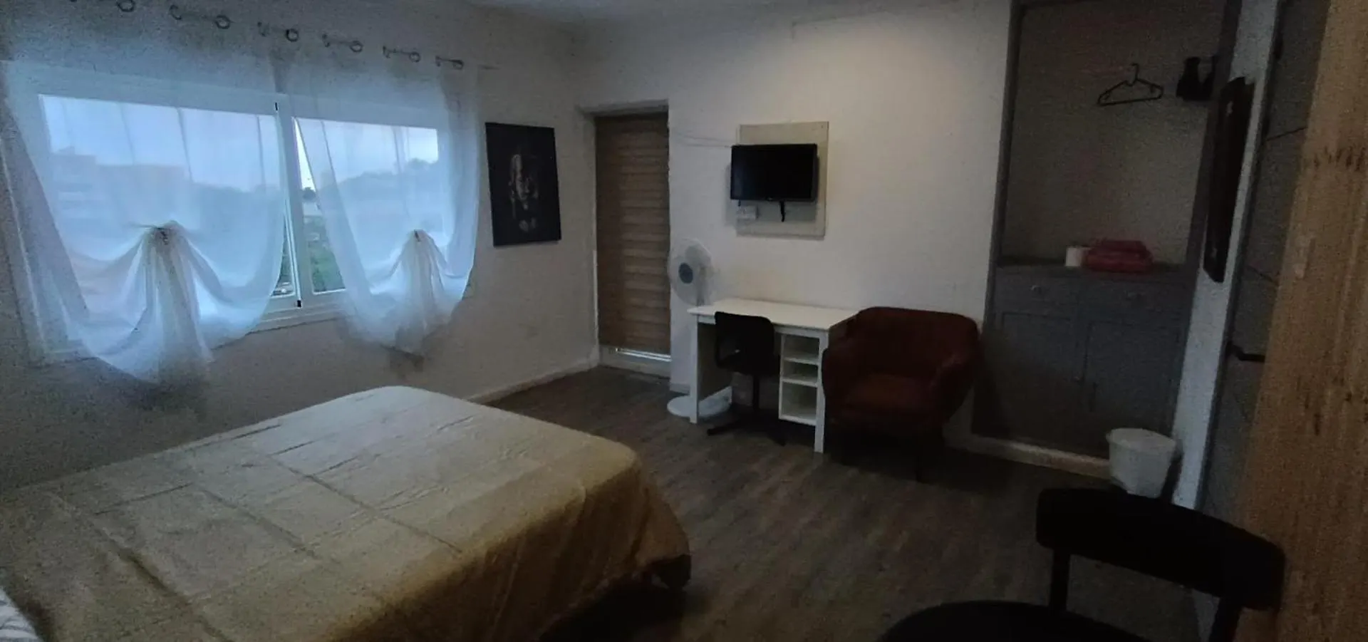 Hostal Belgica Пальма Нова Испания